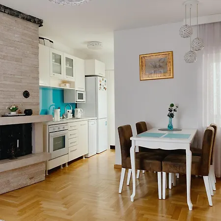 Relax In Center Of Apartment